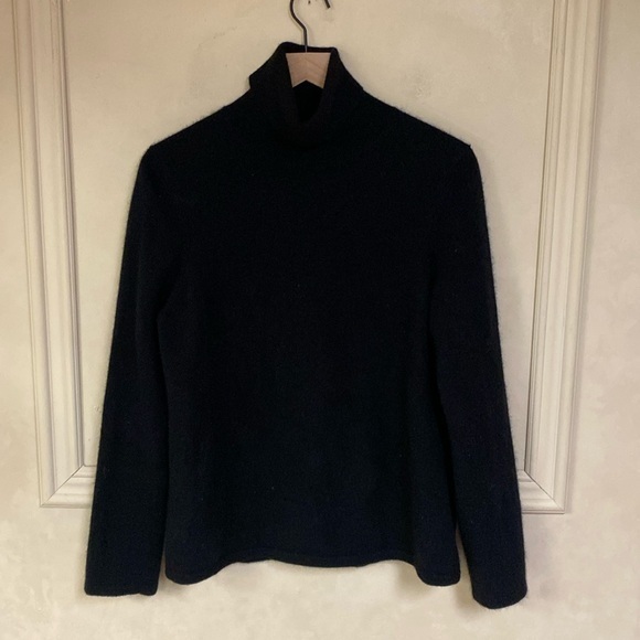McDuff Essentials 100% cashmere sweater *Flaw* - Picture 1 of 4